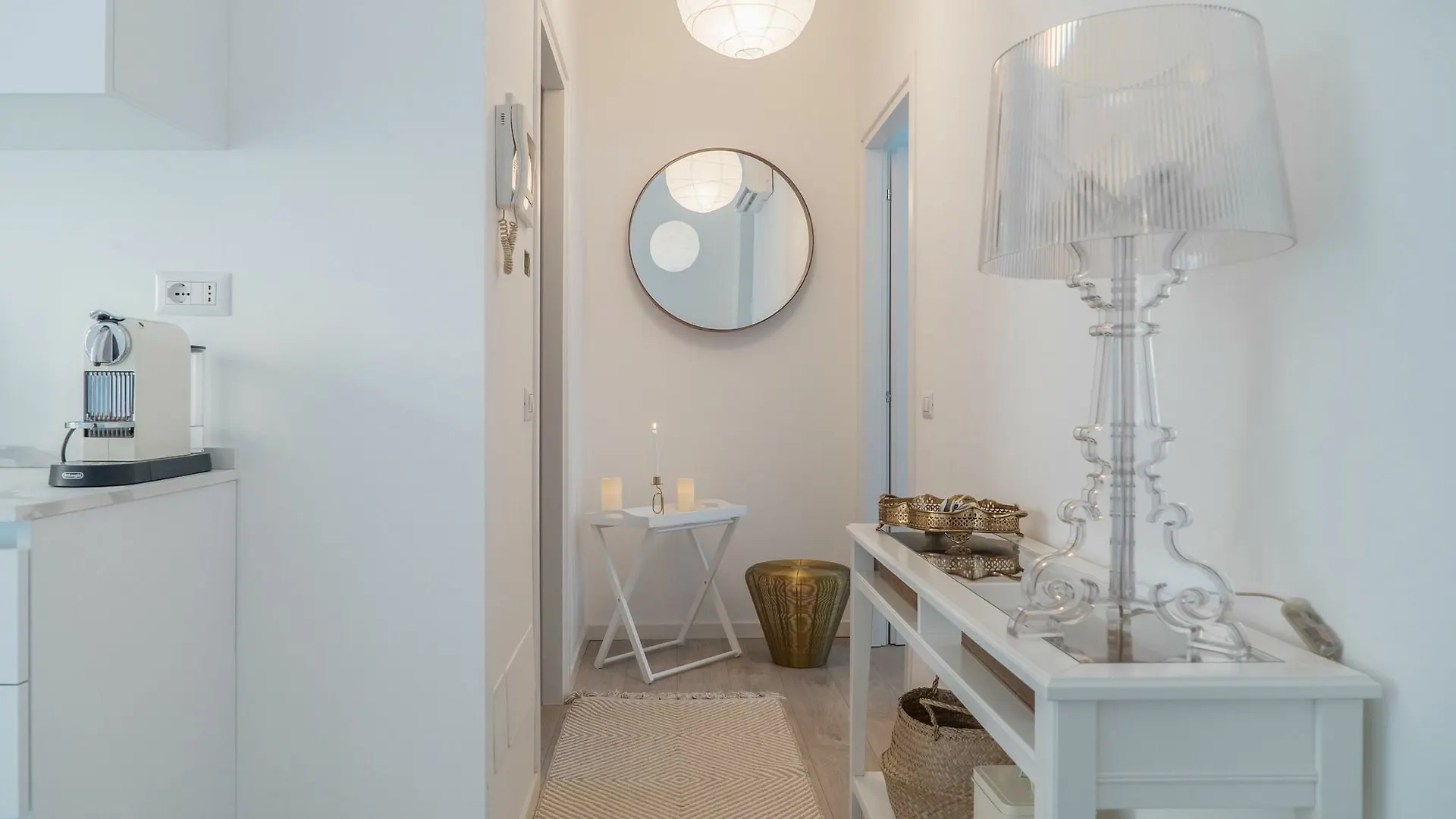 Charming Milanese Apartments 0*, Milan